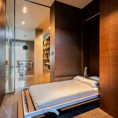 Rhein Crown - A Timeless Above The River Apartment Cologne